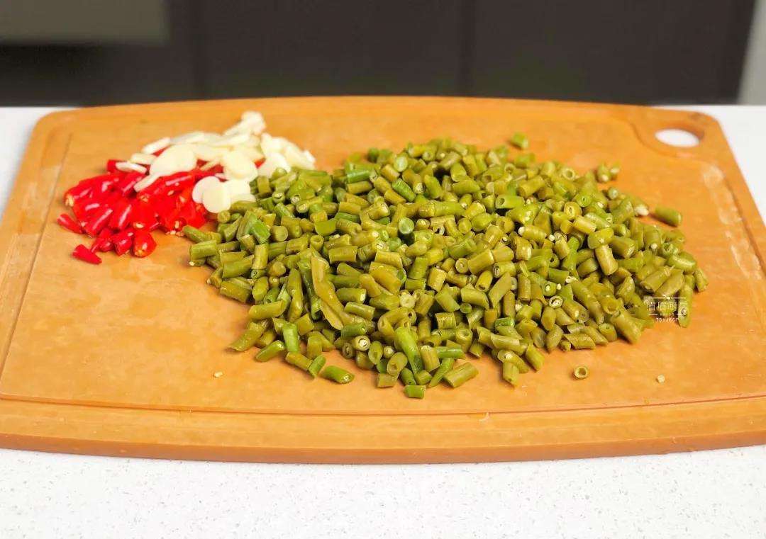 酸豇豆制作方法视频(制作酸豇豆的程序怎么做)