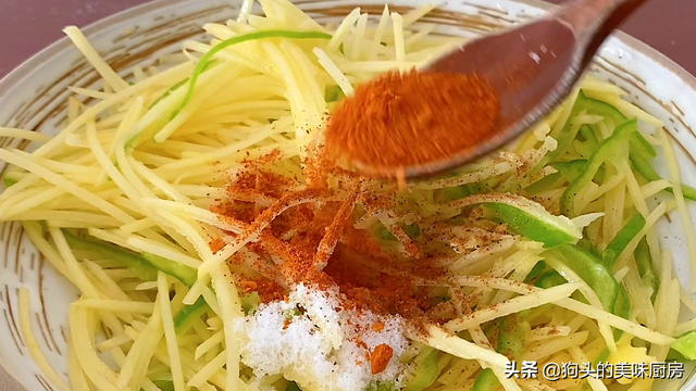 土豆盒子的做法视频 土豆盒子的做法视频
