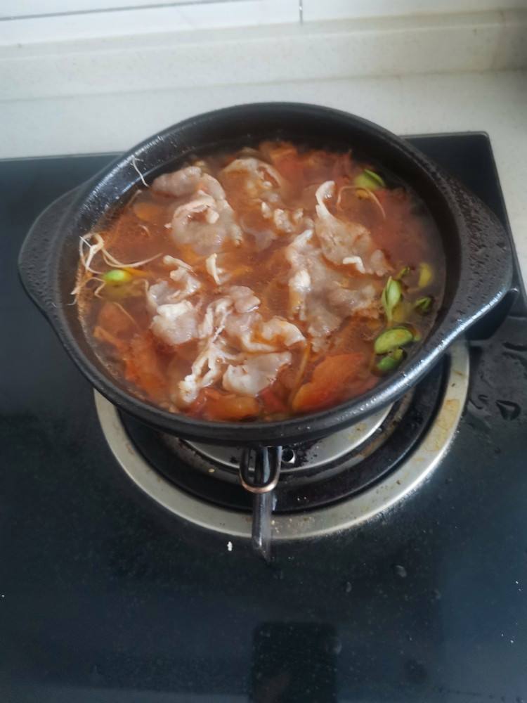 酸汤肥牛做法视频(酸汤肥牛做法视频大全)