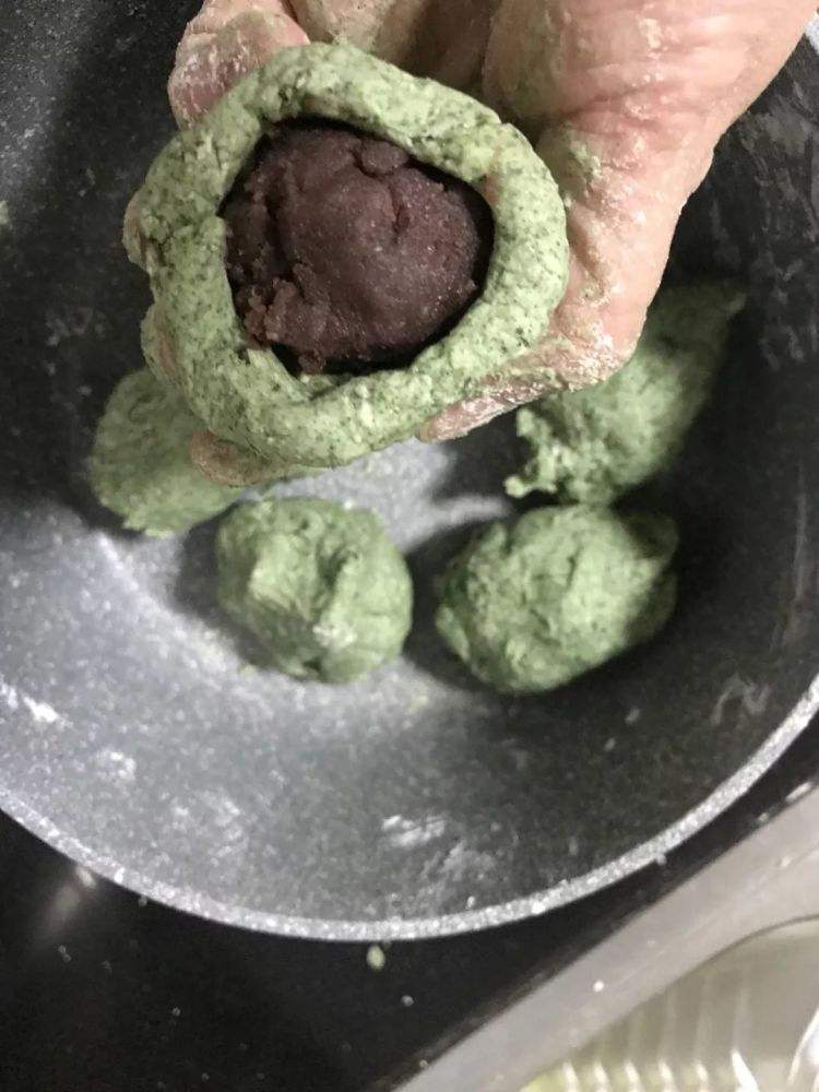艾团的做法视频(艾团最简单的做法)