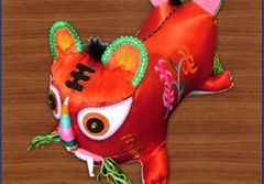 布老虎枕头的做法视频(布老虎枕头做法和图样视频)
