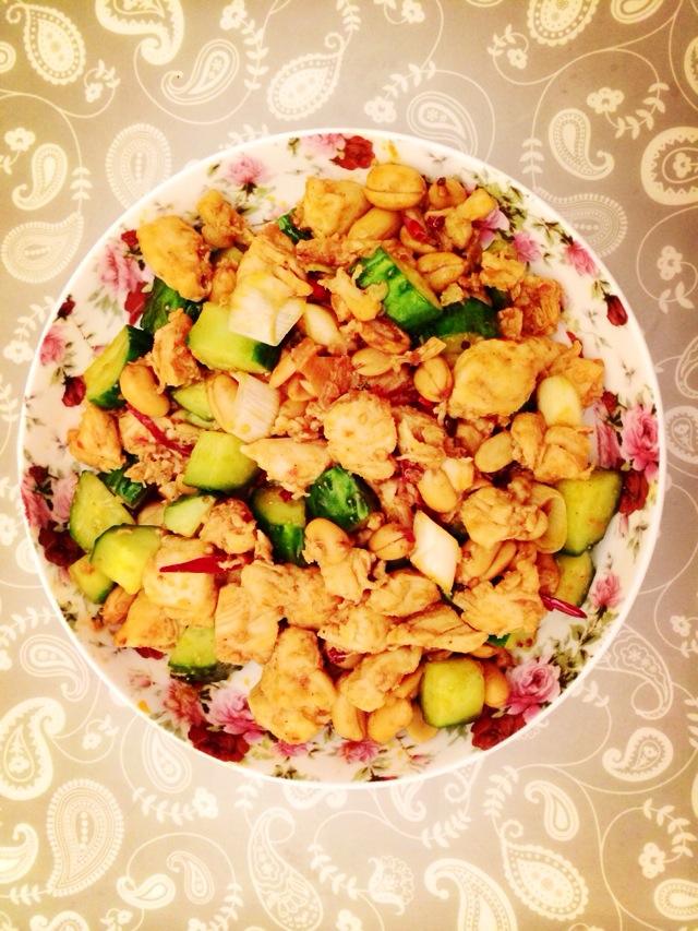 宫保鸡丁的做法视频(天天饮食宫保鸡丁的做法视频)