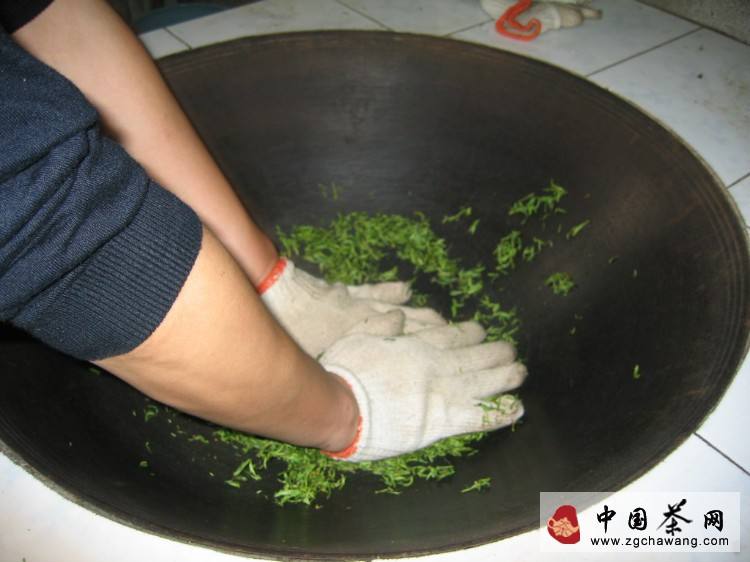 碧螺春的制作过程视频(手工碧螺春详细制作过程)