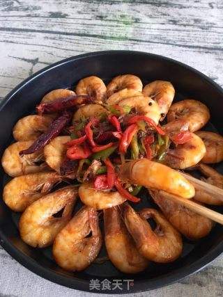 炒虾做法视频(炒虾做法视频窍门)
