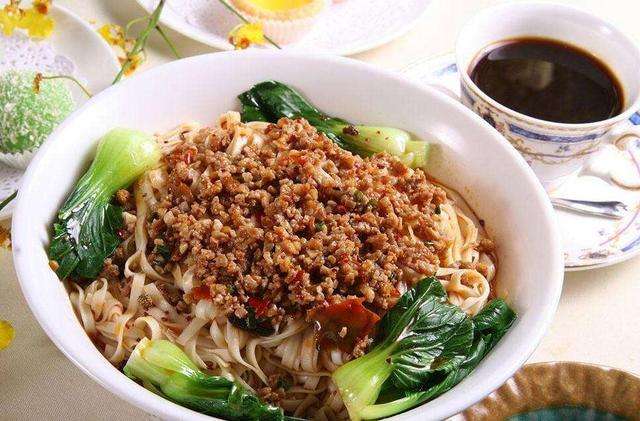 旦旦面的做法视频(旦旦面的做法配料窍门)