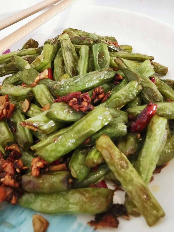 干煸豆角茄子做法视频(茄子干煸豆角的家常做法)