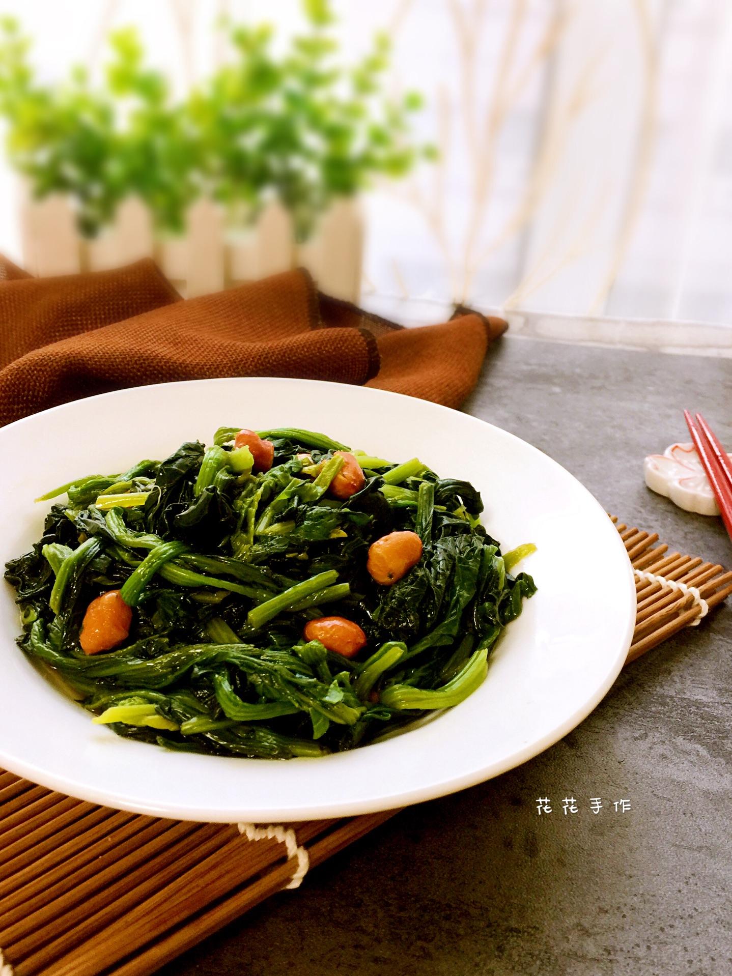 干煸菠菜的做法视频(干煸菠菜的做法视频窍门)