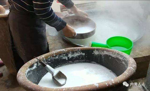 粉皮制作方法视频(怎样做粉皮全程视频)