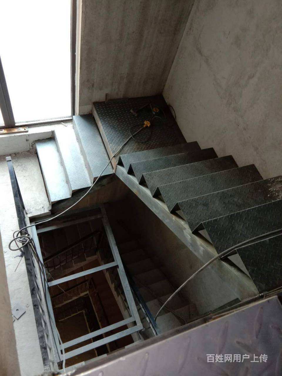 钢购房制作视频(自己建钢构房视频)