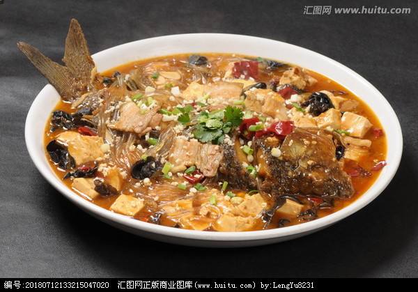 得莫利鲤鱼做法视频(得莫利炖鲤鱼的家常做法)