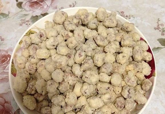 蛋清花生米的做法视频(蛋清花生米的做法视频教程)