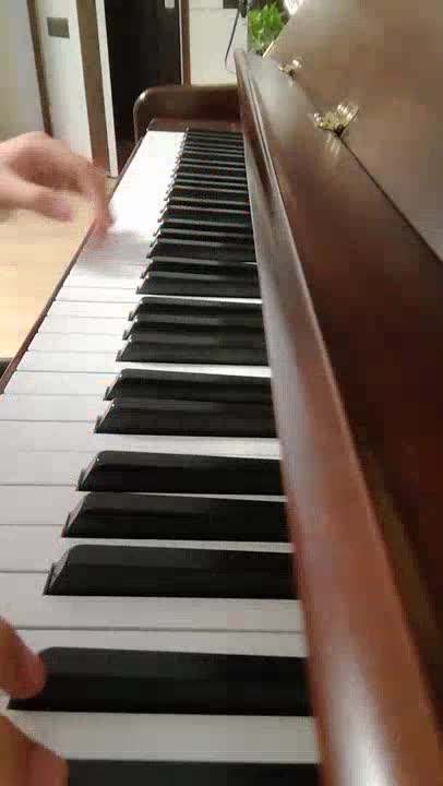 钢琴是怎么做的视频(如何制作钢琴教学视频)