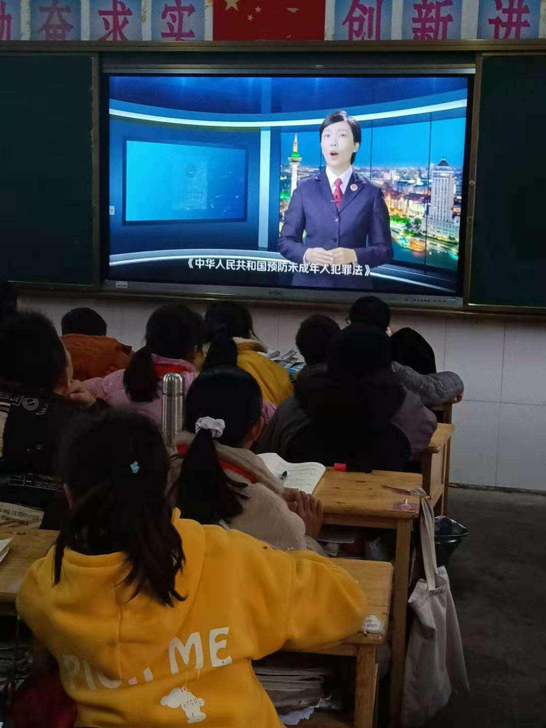 法制宣传视频完整(法制宣传片完整版_视频在线观看)