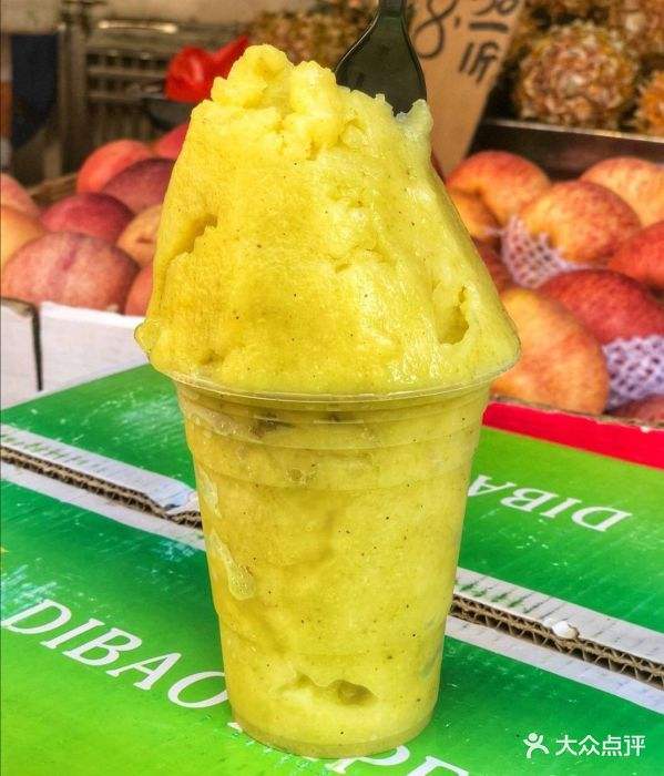 炒沙冰的做法视频(炒冰机如何制作沙冰)