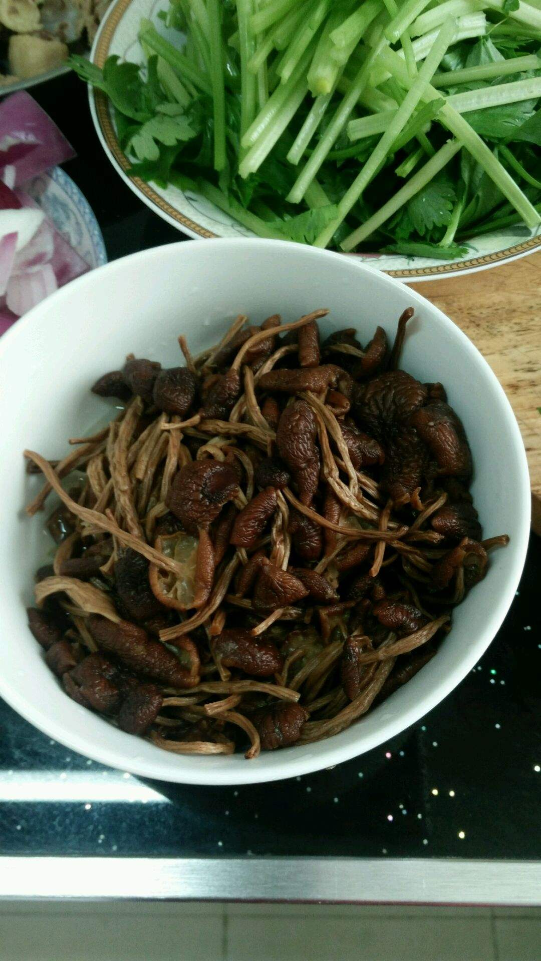 茶树菇做法视频(茶树菇的炒法视频)