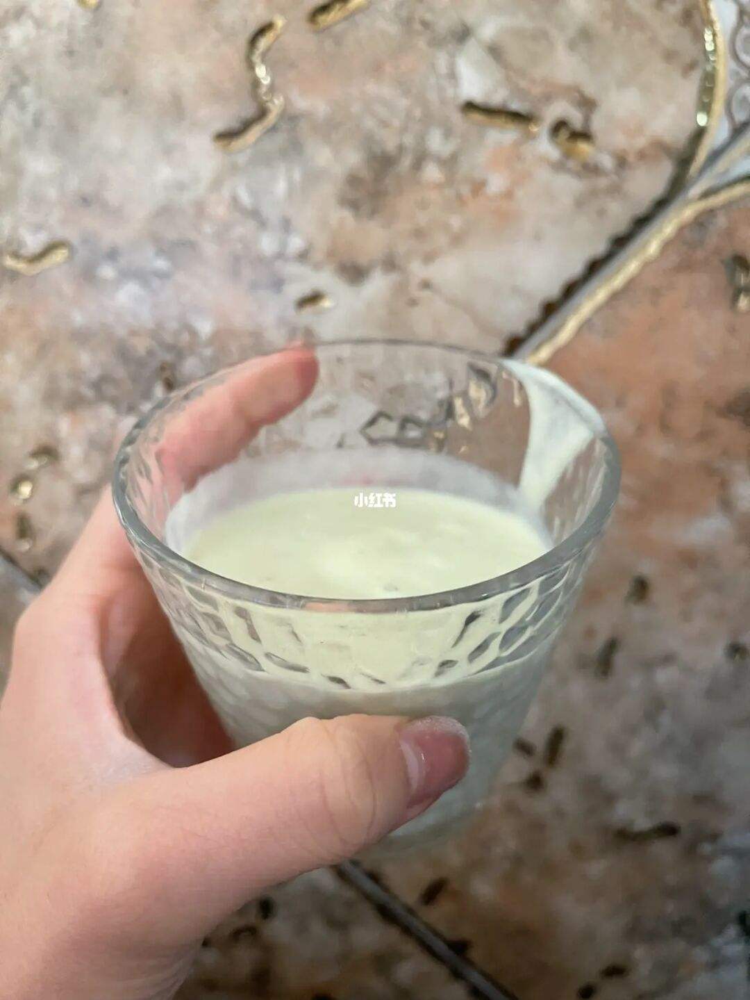 冰淇淋奶昔怎么做视频(冰淇淋奶昔怎么做视频教程)