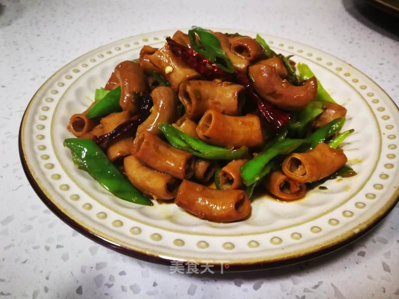 尖椒炒大肠的做法视频(尖椒炒大肠的做法视频大全)