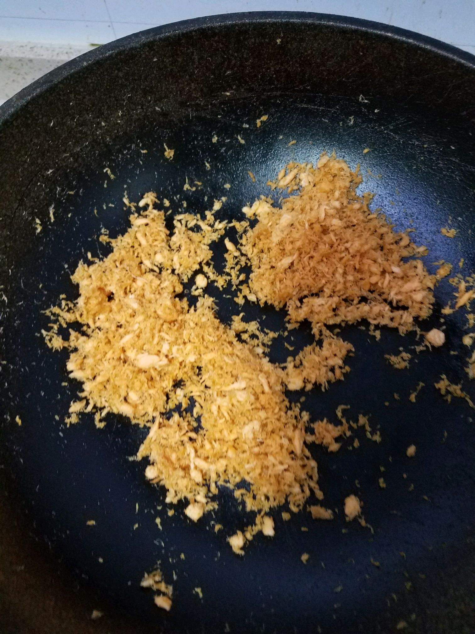 炒肉松的做法视频教程(炒肉松的做法视频教程窍门)