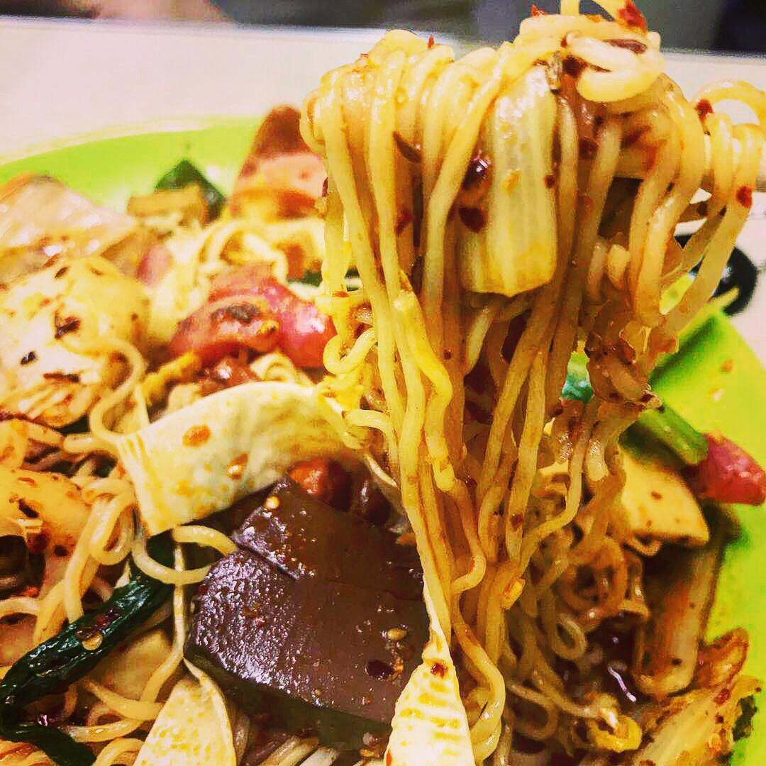 东北正宗麻辣拌的做法视频(东北正宗麻辣拌的做法视频窍门)