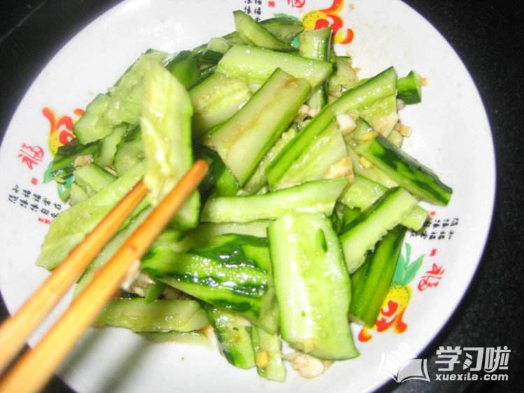 黄瓜做法视频(黄瓜做法视频播放)
