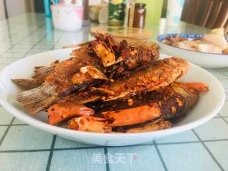 糖醋鲫鱼的做法最正宗的做法视频(糖醋鲫鱼的做法最正宗的做法视频教程)