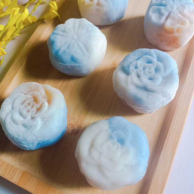 冰皮月饼做法视频(冰皮月饼做法视频简易)