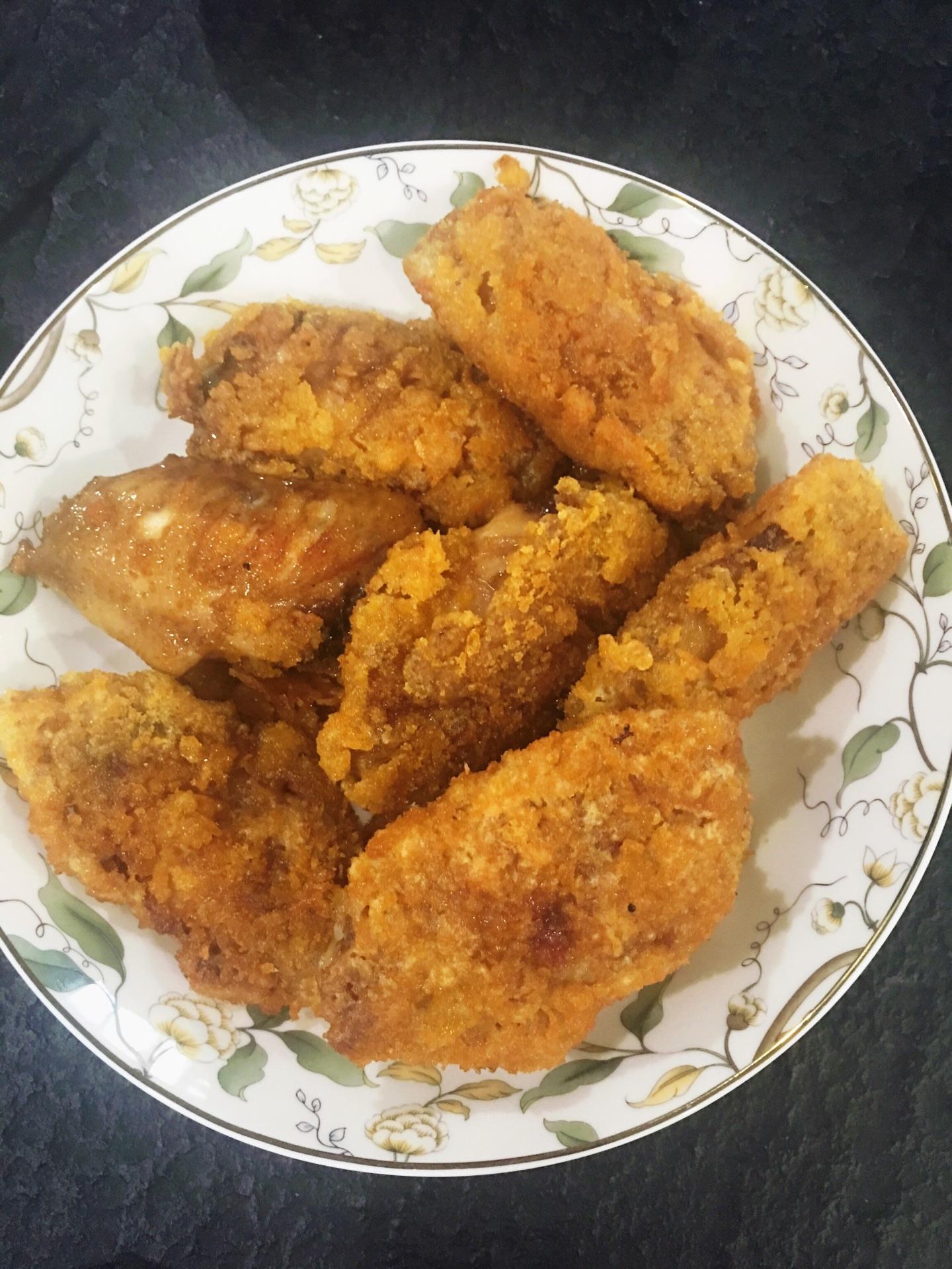 油炸鸡翅的制作方法视频(油炸鸡翅中的做法大全视频)