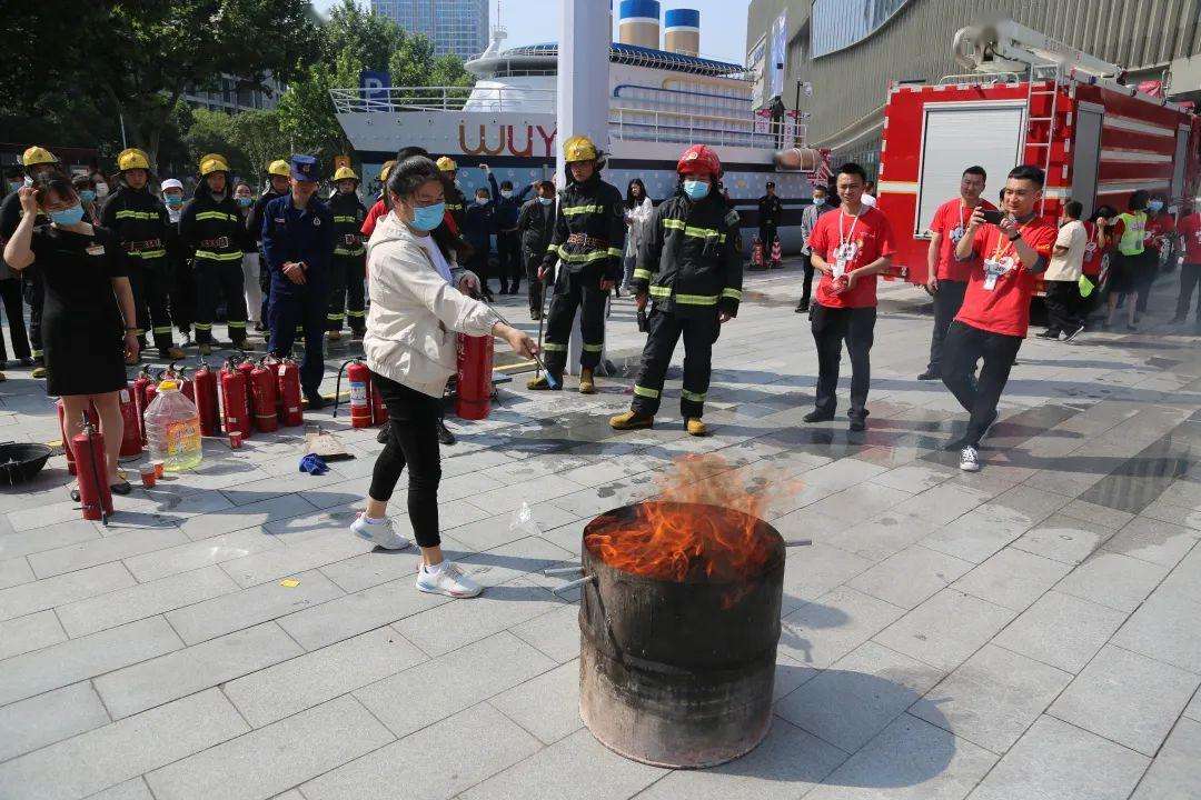 关于消防安全的短视频(关于消防安全的短视频小学生)