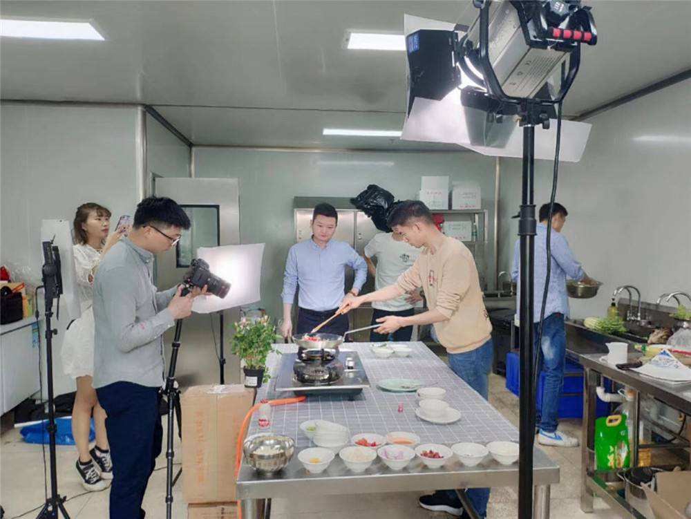 拍摄产品宣传视频(宣传产品的拍摄视频)