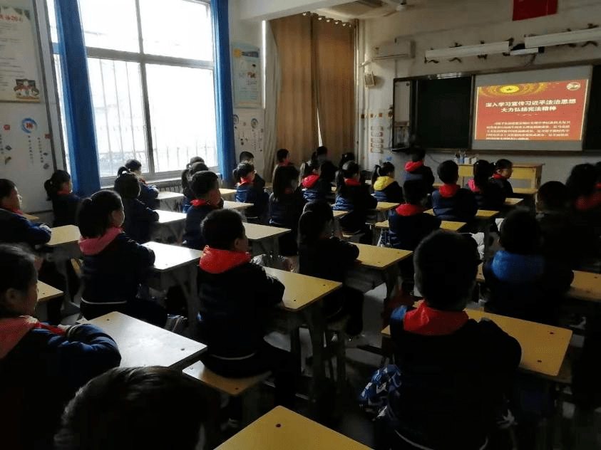 小学生法律宣传视频(小学生法律宣传视频制作)